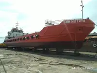 Naftas / Ķīmisko vielu tankkuģis pārdod