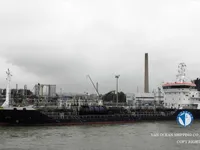 Naftas / Ķīmisko vielu tankkuģis pārdod