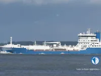 Naftas / Ķīmisko vielu tankkuģis pārdod