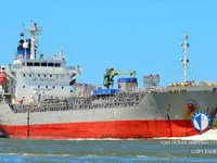 Naftas / Ķīmisko vielu tankkuģis pārdod