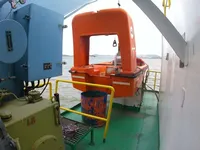 Desanta kuģis, tankkuģis pārdod