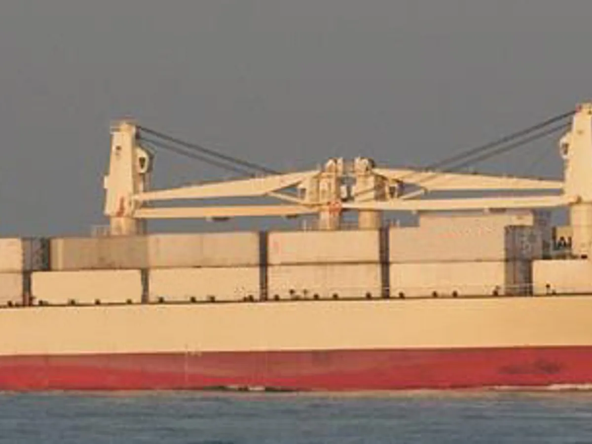 Reefer kuģis pārdod