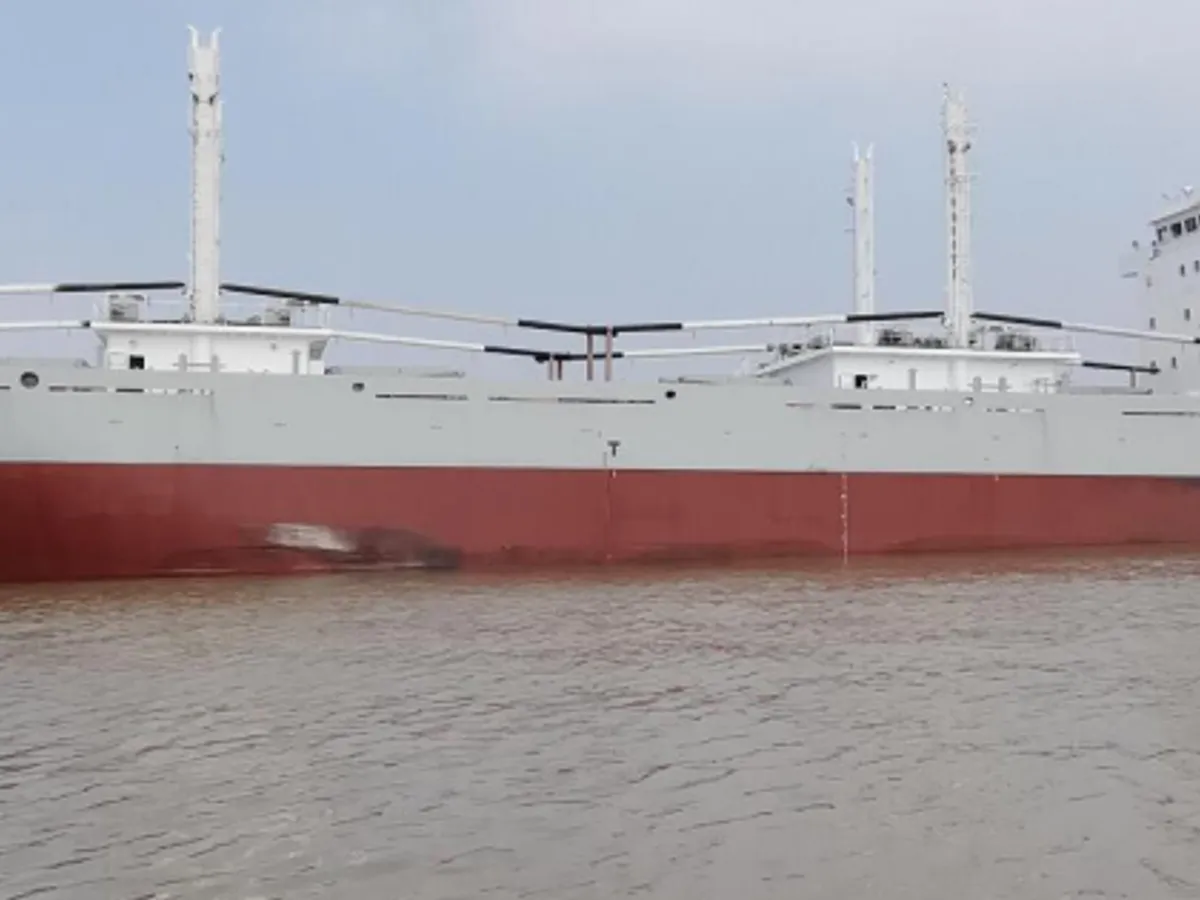 Reefer kuģis pārdod