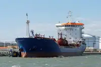 Oil/Chemical tanker pārdošanā