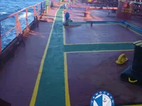 Naftas / Ķīmisko vielu tankkuģis pārdod