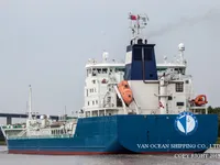 Naftas / Ķīmisko vielu tankkuģis pārdod