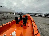 Cietā piepūšamā laiva pārdod