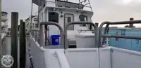 Trallers pārdod