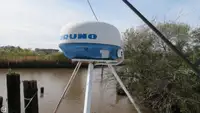 Trallers pārdod
