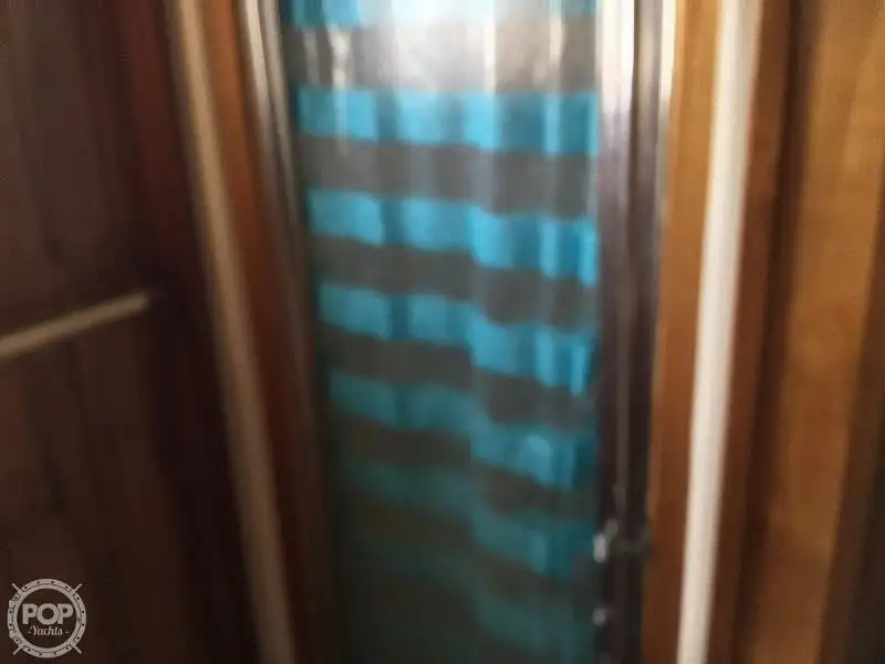 Trallers pārdod
