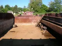Bārža pārdod