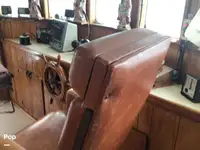 Trallers pārdod