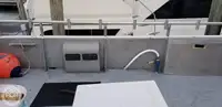 Trallers pārdod