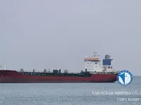 Naftas / Ķīmisko vielu tankkuģis pārdod