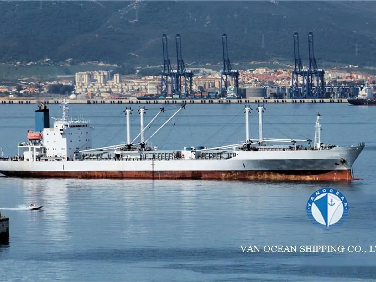 Reefer kuģis pārdod