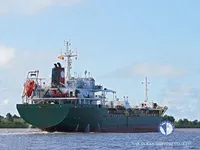 Naftas / Ķīmisko vielu tankkuģis pārdod