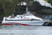 Katamarāns pārdod