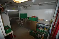 Desanta kuģis, tankkuģis pārdod