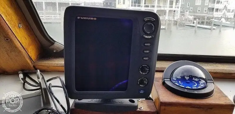 Trallers pārdod