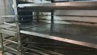 Garā līnija zvejas kuģis pārdod