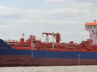 Naftas / Ķīmisko vielu tankkuģis pārdod