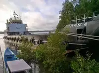 Desanta kuģis, tankkuģis pārdod