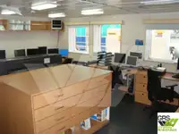Niršanas atbalsta kuģis pārdod