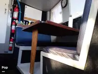Niršanas atbalsta kuģis pārdod