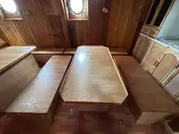 Trallers pārdod