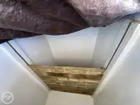 Trallers pārdod