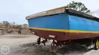 Patruļkuģis pārdod