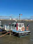 Pilotkuģis pārdod