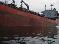 Naftas / Ķīmisko vielu tankkuģis pārdod
