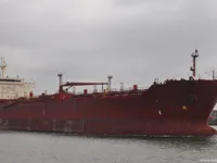 Naftas / Ķīmisko vielu tankkuģis pārdod