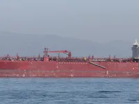 Naftas / Ķīmisko vielu tankkuģis pārdod