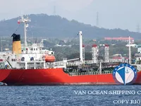 Naftas / Ķīmisko vielu tankkuģis pārdod