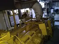 Trallers pārdod