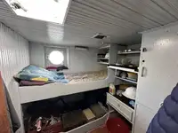 Trallers pārdod