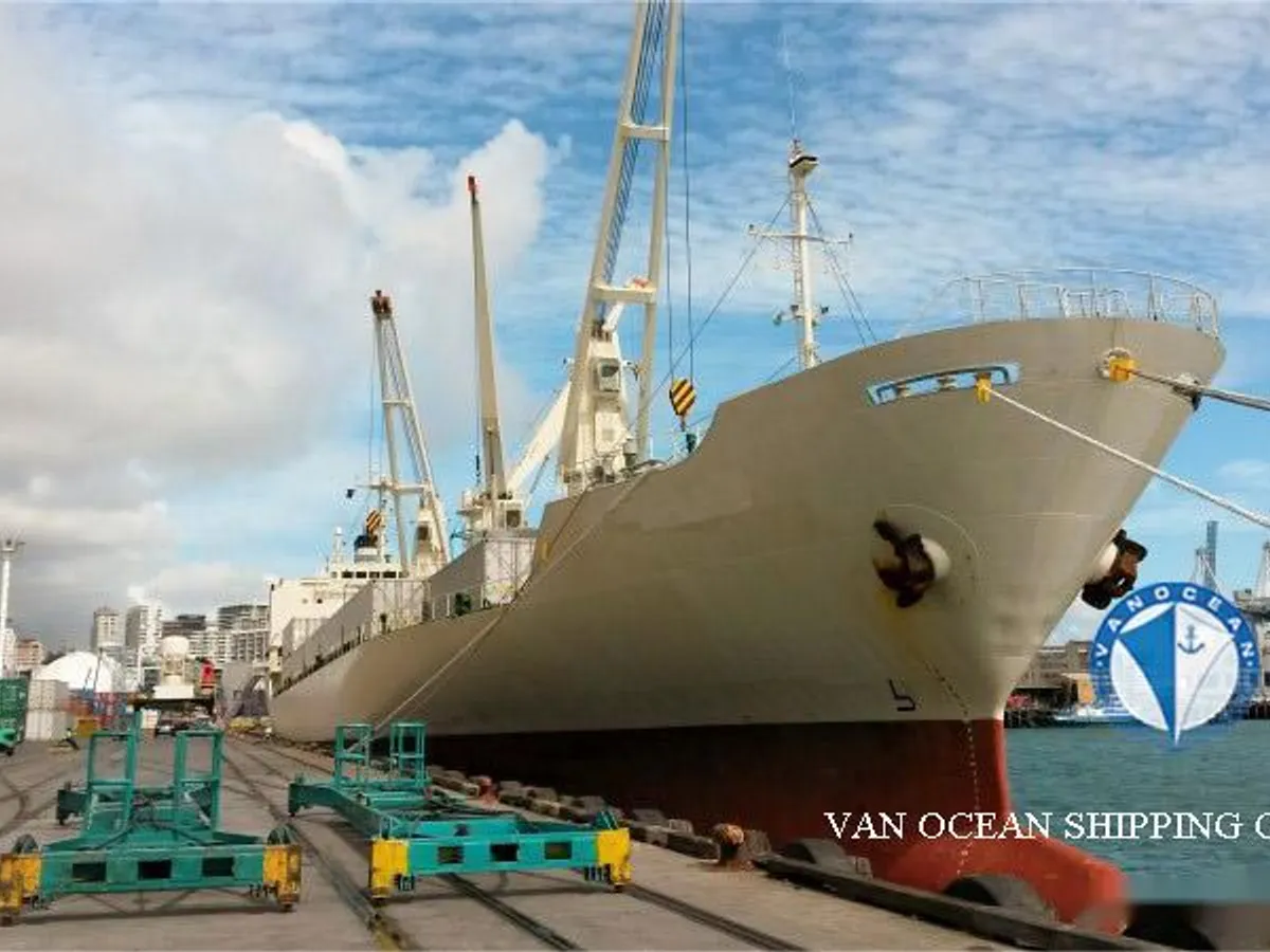 Reefer kuģis pārdod