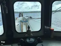 Trallers pārdod