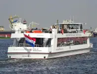 Kruīza kuģis pārdod