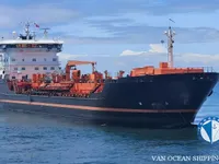 Naftas / Ķīmisko vielu tankkuģis pārdod