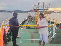 Naftas / Ķīmisko vielu tankkuģis pārdod