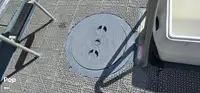 Niršanas atbalsta kuģis pārdod