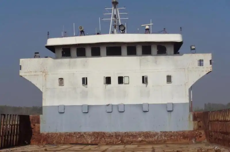 Bārža pārdod