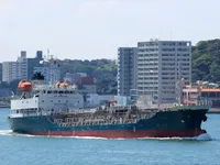 Naftas / Ķīmisko vielu tankkuģis pārdod