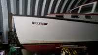 Trallers pārdod