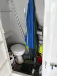 Zivju pārstrādes kuģis pārdod