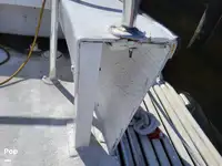 Trallers pārdod