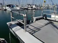 Niršanas atbalsta kuģis pārdod
